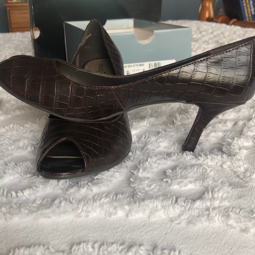 East 5th new shoes